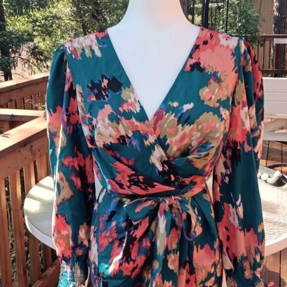 NWT Luxedo Abstrct Print Tulip Dress - Picture 4 of 16